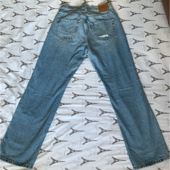 BLUE 501 MID WAIST STRAIGHT LEG RIPPED LEVI’S JEANS - Picture 3 of 8